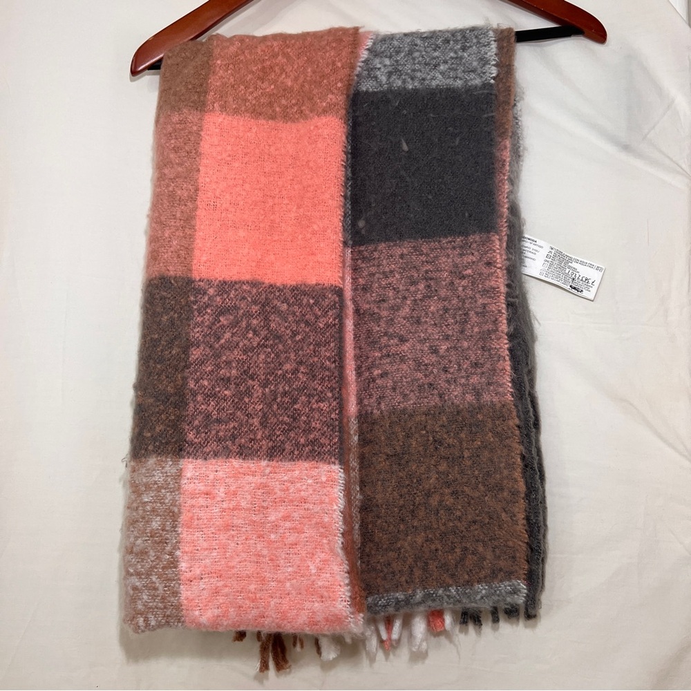 Scarf for sale!